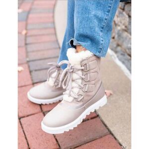Sorel Joan of Arctic Snow Next Lite Boots Women's 8 Taupe Leather Fur Lined Wate